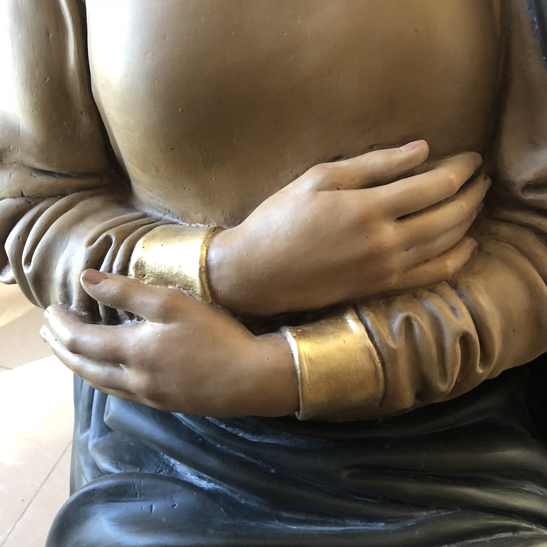 Policromado de escultura mariana de tamaño natural — Policromía, foto 3